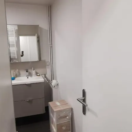 Apartment Superbe 3p, Parking Gratuit Proche Paris *